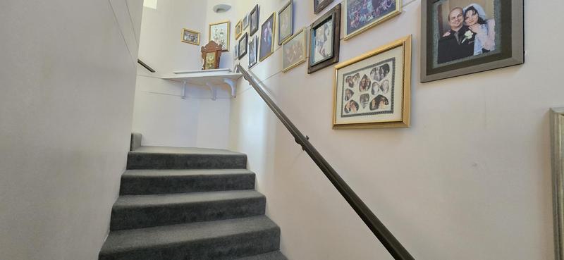 4 Bedroom Property for Sale in Glentana Western Cape
